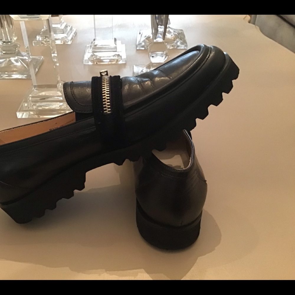 Women’s Black Leather Zipper-Trim Loafers - Picture 7 of 9